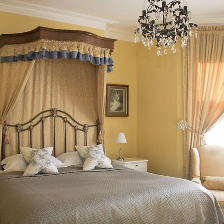 Albert & Victoria Guest House Eastbourne Zewnętrze zdjęcie