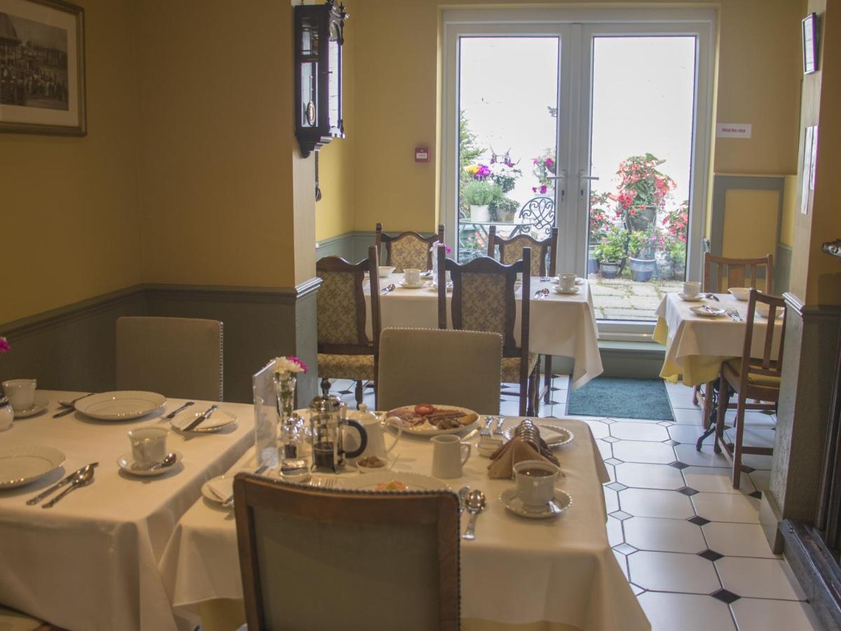 Albert & Victoria Guest House Eastbourne Zewnętrze zdjęcie